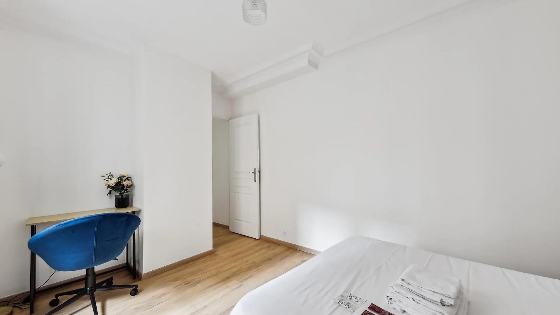 Montmartre - 2Br - Cityapartmentstay Paris