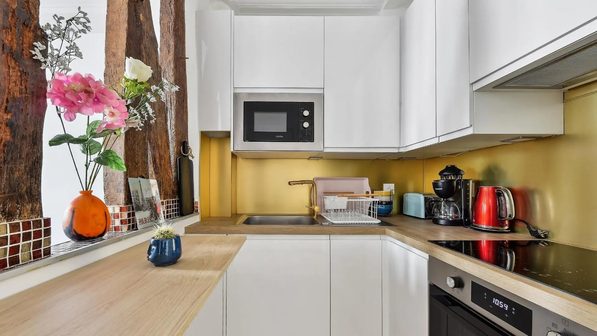 Apartment Montmartre - 2Br - Cityapartmentstay Paris France